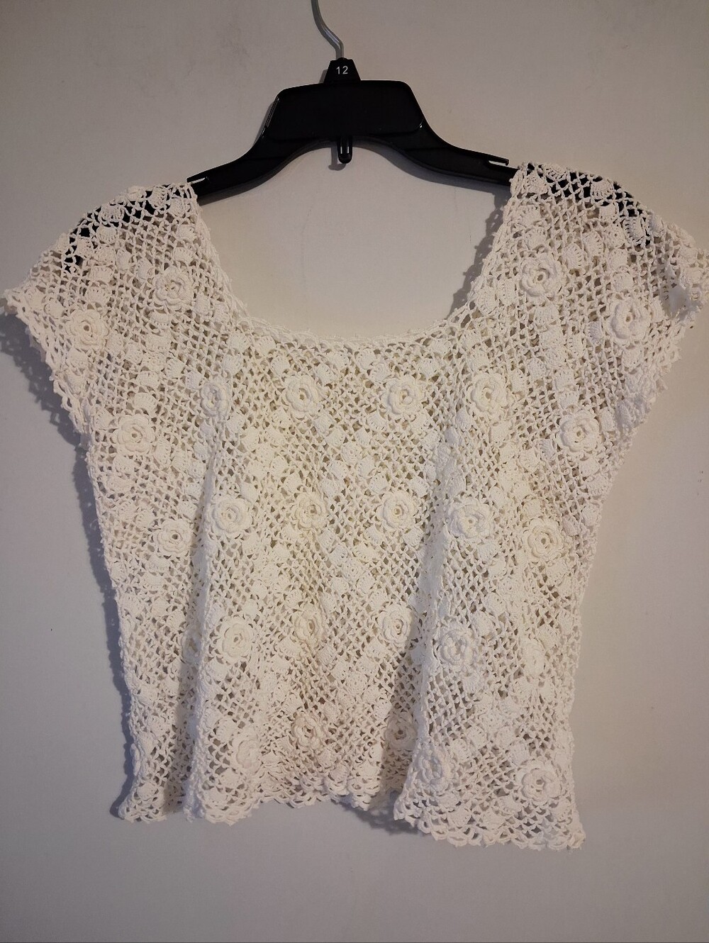 White Crochet Floral Short-Sleeve Women’s Top